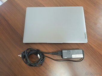 Lenovo IdeaPad Slim 3 - 10