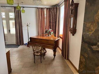 Luxusná Kúria pri Trenčíne – 14 Izieb, 5700 m² Pozemok - 10