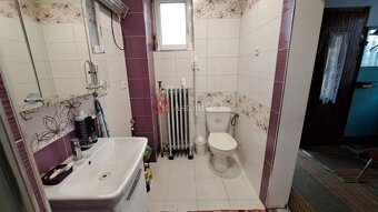 PREDAJ: 6 izbový rodinný dom, pozemok 612m2, Valaská Dubová - 10