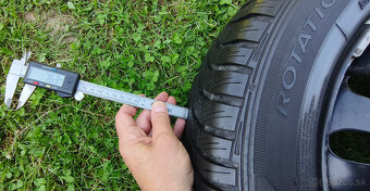 Kompletná zimná sada pneumatík GoodYear s diskami (5 ks) - 10