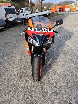 Honda CBR 1000RR - 10
