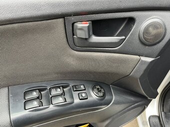 KIA Sportage 2.0 CVVT - 10