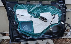 Toyota RAV4 3. generácia 2006-2013 - 10