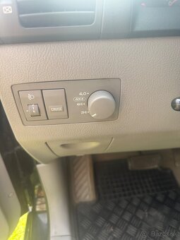 KIA SORENTO 2.5CRDI 103kw 4x4 - 10