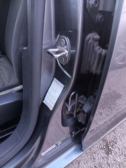 Volkswagen Golf 2009 TDI, 1.6 - 10