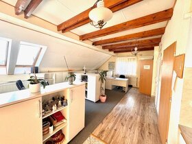Predaj- rodinný dom s možnosťou podnikania Nové Zámky - 10