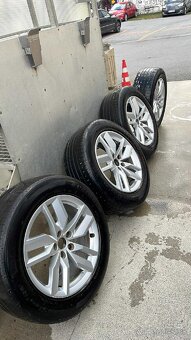 Predám elektróny 235/60r18.na Audi Q5 - 10