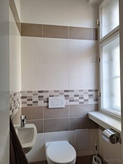 4izbový veľkometrážny staromestský tehlový byt s parkovaním - 10