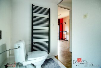 Na predaj 4-izbový rodinný dom, komplet zariadený, 8 ár poze - 10