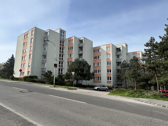 ZREKONŠTRUOVANÝ 2 izbový byt na Drotárskej ceste - 10