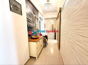 Pripravený na predaj zariadený 3 izb. byt s balkónom - dreve - 10