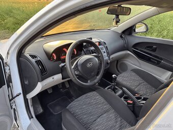 Kia Ceed 1.6 CRDi 16V 85KW - 10