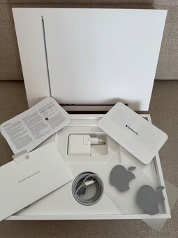 MacBook Air M2 8GB 13,6” - 10