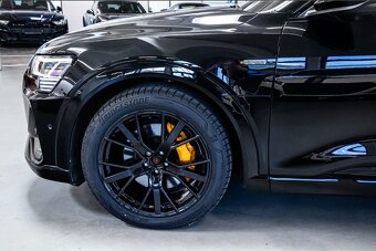 Audi E-tron - 10