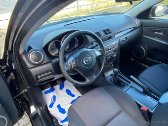 Mazda 3 - 10