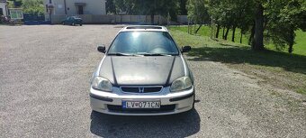 Honda Civic 6g - 10