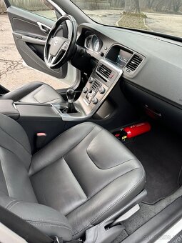 Volvo S60 momentum 1.6D manual 6st - 10