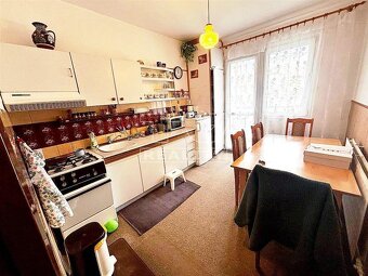Znížená cena, 4 izbový byt 89m2 s loggiou v Kremnici, 4x... - 10