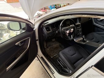 Volvo V60 2.0 D3 2014 - 10