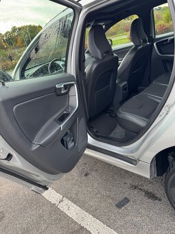 Volvo XC 60 rok výroby 2015 - 10