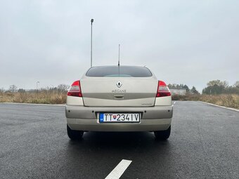 Renault megane ll 1.6 K4M sedan - 10