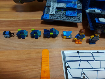 LEGO 70839 Movie Rexcelsior - 10