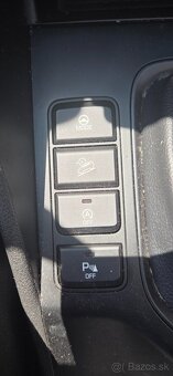 Hyundai Tucson 1.6i - 10
