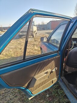 ŠKODA FAVORIT 135L - 10