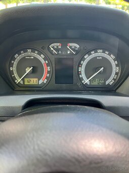 Skoda Fabia - 10