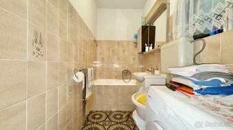 Dom s tromi apartmánmi v centre, Starigrad Paklenica - 10