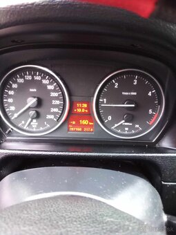 BMW X1 - 10