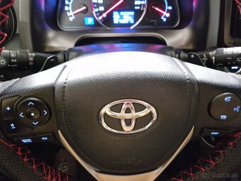 Toyota Rav4 2,0 111kW CVT Automat 4x4 AWD Style Koža - 10