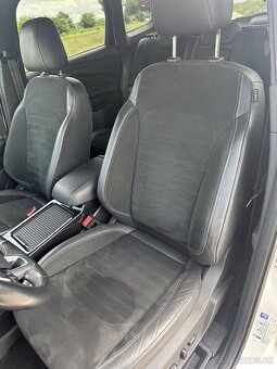 Ford Kuga 2.0D ST Line 4x4 automat - 10