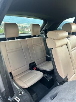 BMW X5 4.8i - 10