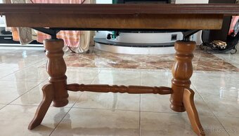 Konfetenčný stôl - 10