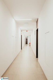 NA PREDAJ POSLEDNÉ TRI 3.IZBOVÉ BYTY TYP 5, KARPATSKÁ POPRAD - 10