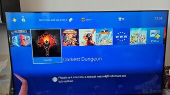 Sony Playstation 4 slim 1TB + hry - 10