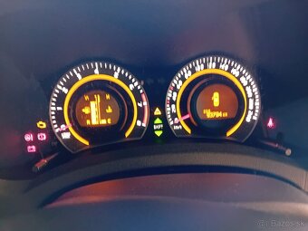 Toyota Auris Touring Sports Hatchback 97kw Manuál - 10