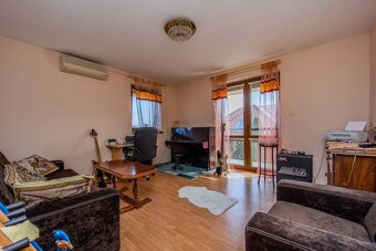 BabonyTRE | veľkorysý 5 izbový rodinný dom Bratislava - 10