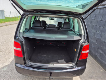 Volkswagen Touran 2.0 TDI Highline DSG. - 10