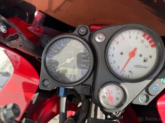 HONDA VTR 1000F - 10