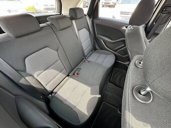 Mercedes-Benz B trieda 180 - 10