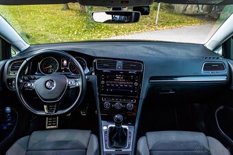 Volkswagen Golf 1.5 TSI R-Line Highline / SK Auto / TOP STAV - 10