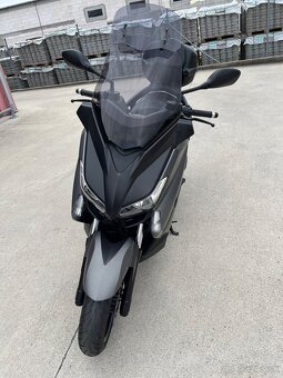 Yamaha X-MAX 400 - 10