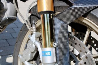 Ducati Monster 1100S - 10