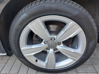 Audi A4 2.0tfsi OLLROAD - 10