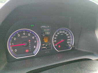 Honda CR-V 08 2.0b AT webasto - 10