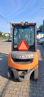 vysokozdvižný vozík TOYOTY FDF 20, nosnost 2000 kg - 10