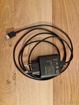 Predám Samsung Galaxy S23 FE + Samsung Galaxy watch 5 pro - 10