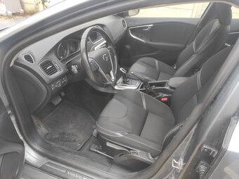 Volvo V40 Hatchback 90kw, automat benzín - 10